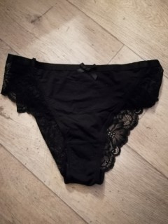 Culotte sexy et cyprine